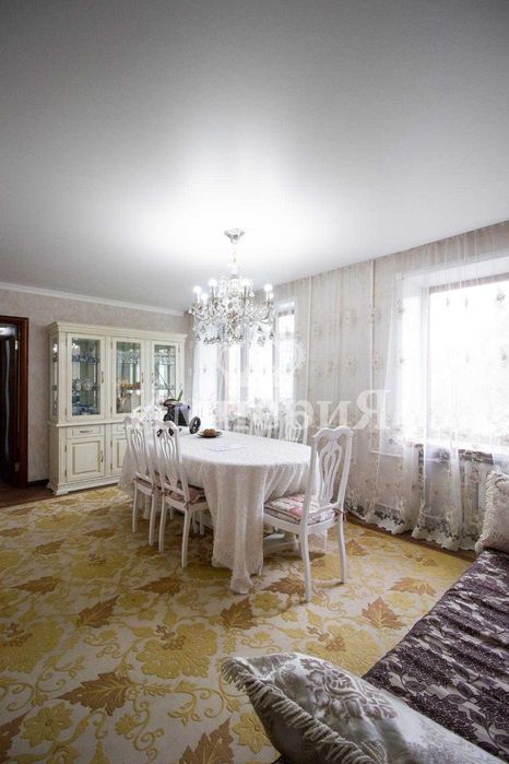 Продам 6-х комнат Мейрамбек Империя