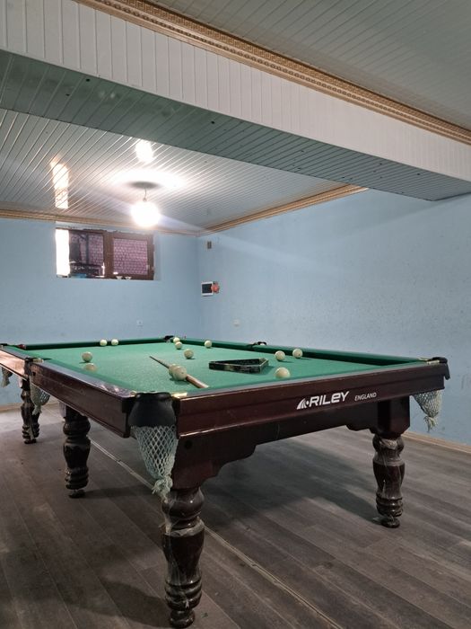 Bilyard stol sotiladi