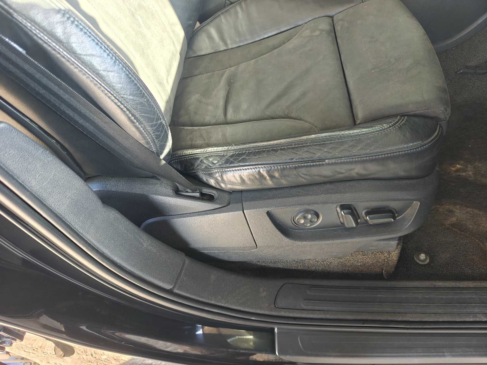 Продам или обмен audi q7 двигатель 4.2 2007 года.