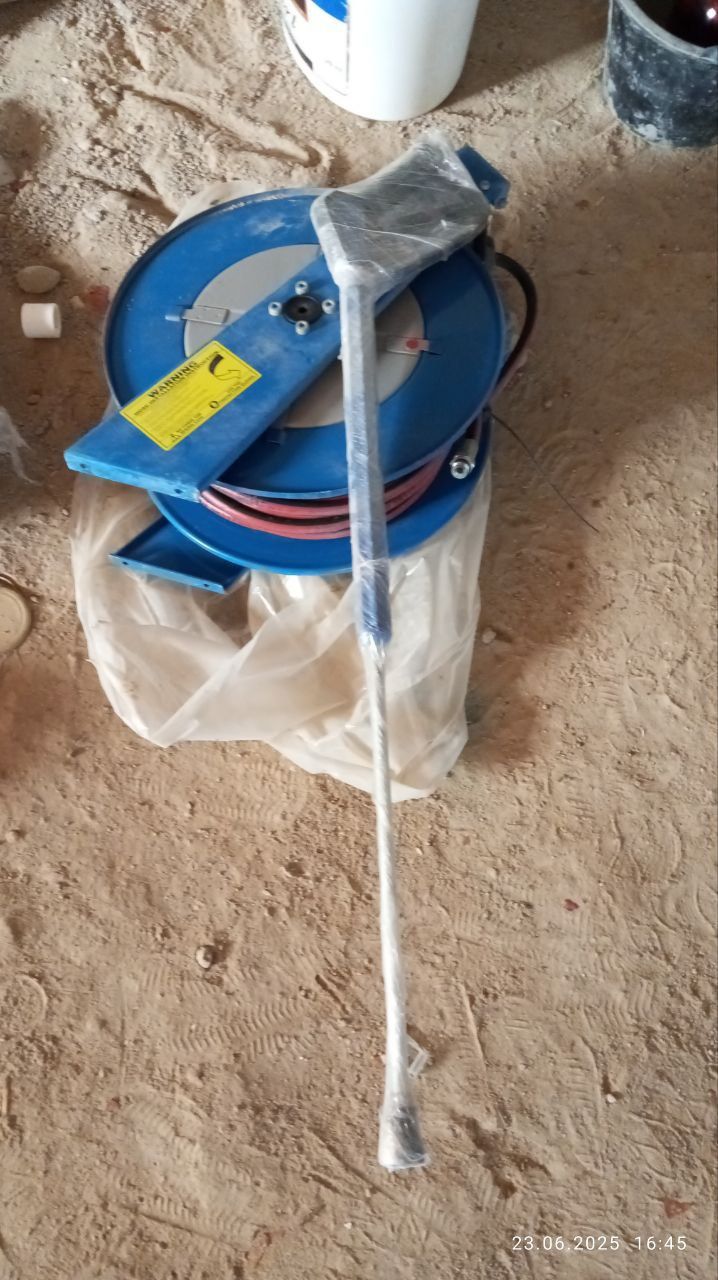 Karcher shlangi va pistolet stvoli bilan