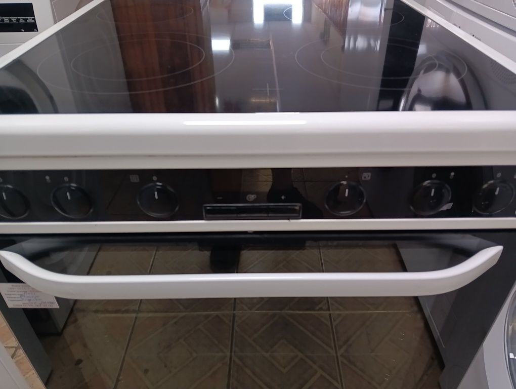 Свободно стояща печка с керамичен плот Voss Electrolux 2годиниГаранция