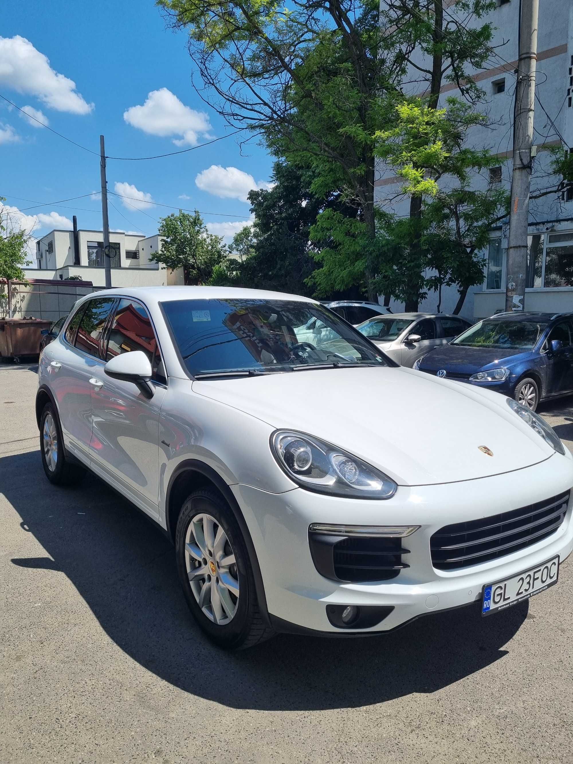 Porsche cayenne 2015