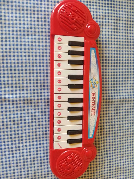 Детски синтезатор Bontempi