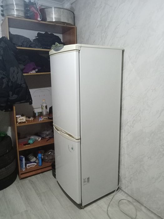 Продам холодильник LG