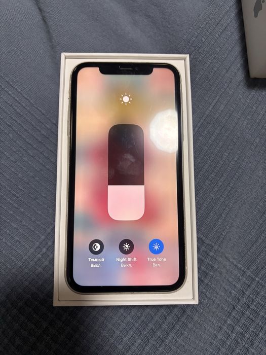 Iphone 11 128 gb Белый в отл состоянии