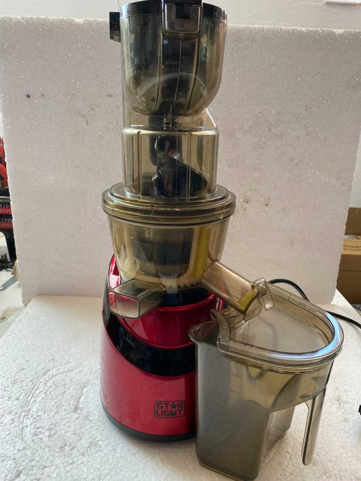 Storcator de fructe si legume cu melc Star-Light SJB-240R