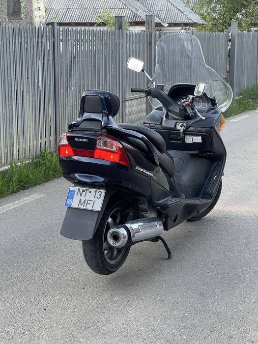 Suzuki burgma 400cm