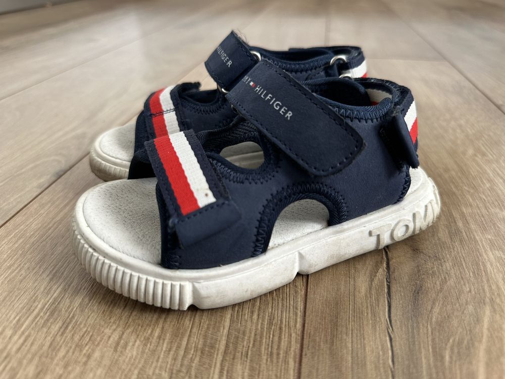 Tommy Hilfiger 25 sandale copii