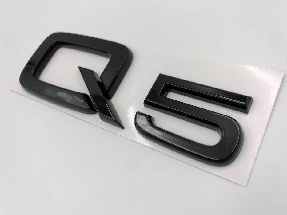 Emblema Audi Q5 spate negru