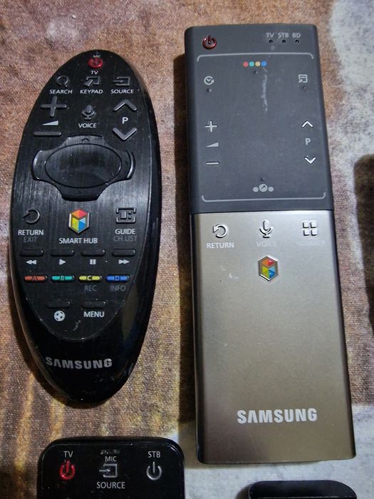Telecomenzi tv samsung originale si harman kardon