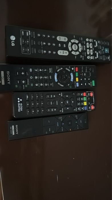 Пульты на телевизор 6000 тенге за все