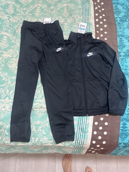 Детски анцунг Nike