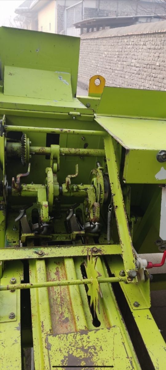 Class markant 55 sotiladi