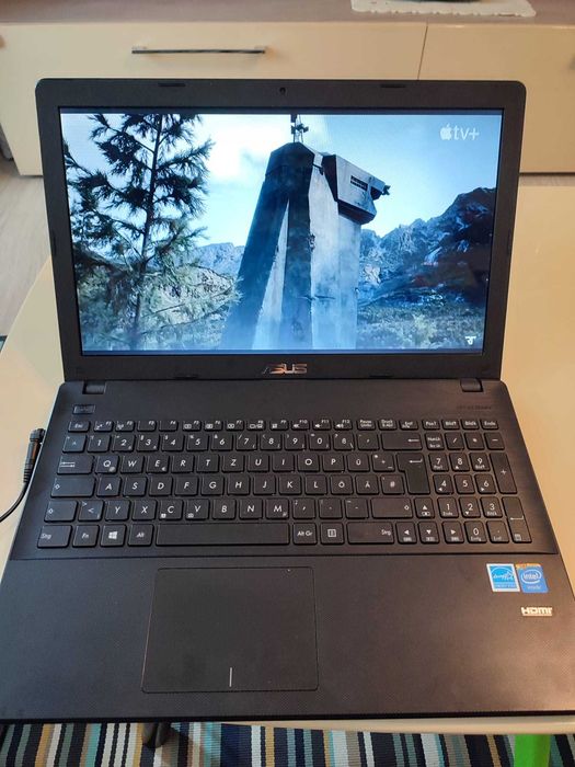 Laptop Asus 15.6"