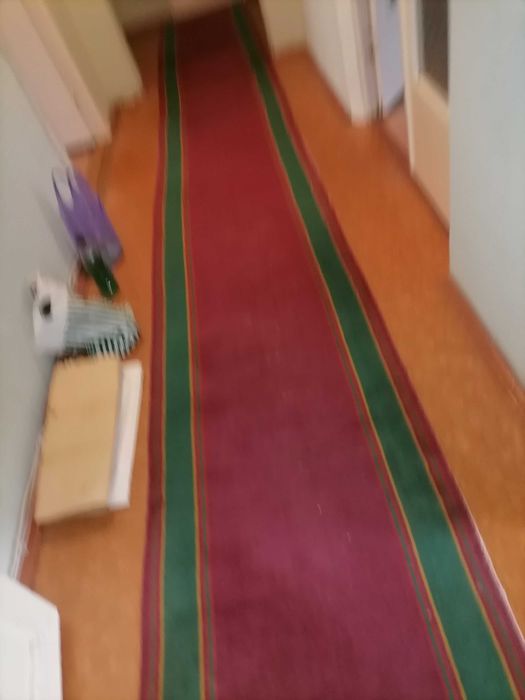Продам ковровую дорожку.