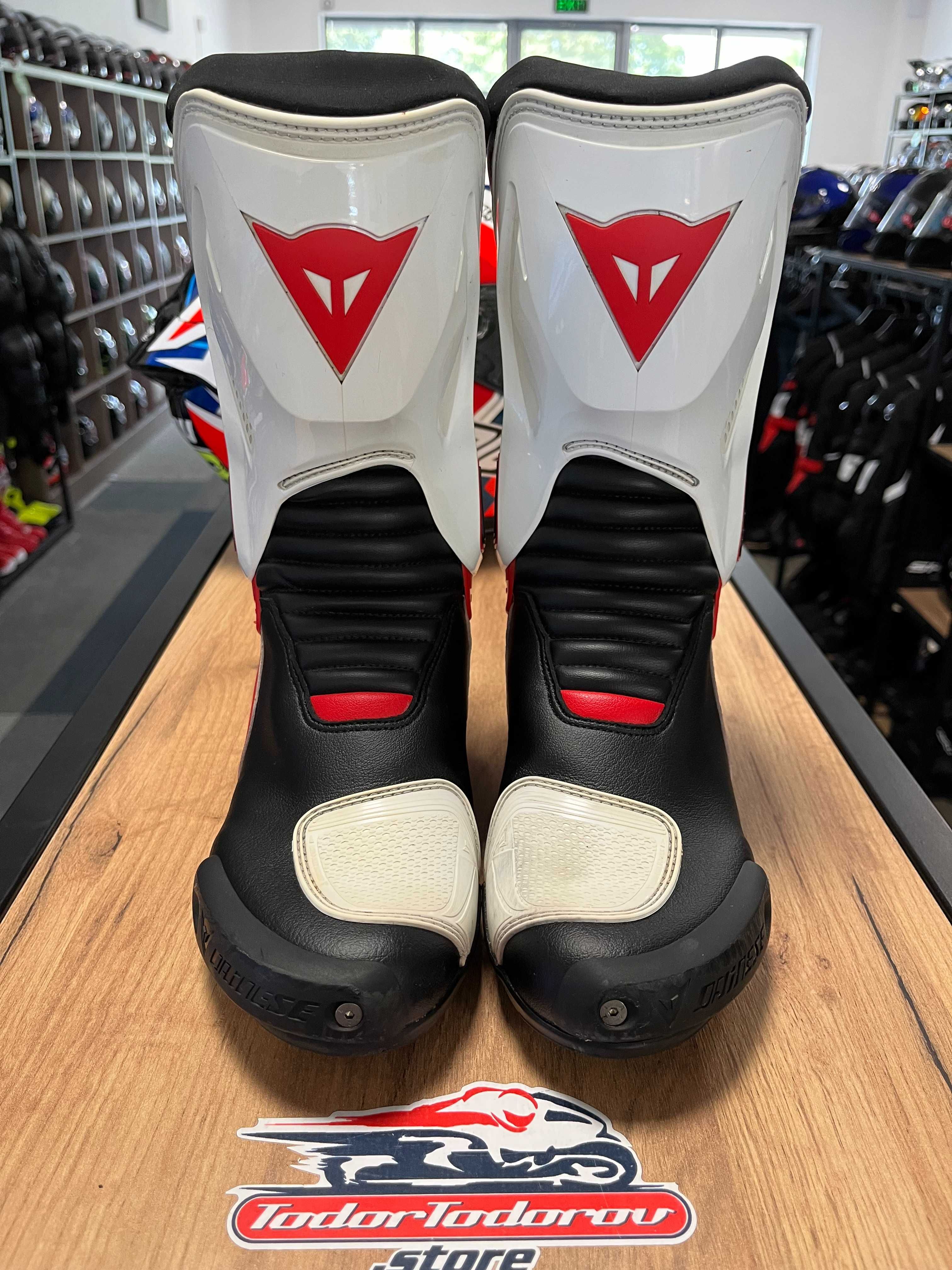 Дамски Мото ботуши DAINESE ST GIRO номер 37,става и протектори