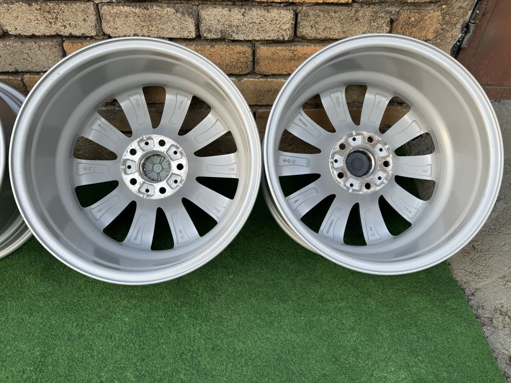 4 броя Джанти БМВ BMW Style 329 18 цола за F10 F11 F01 GT F07 e90 x1