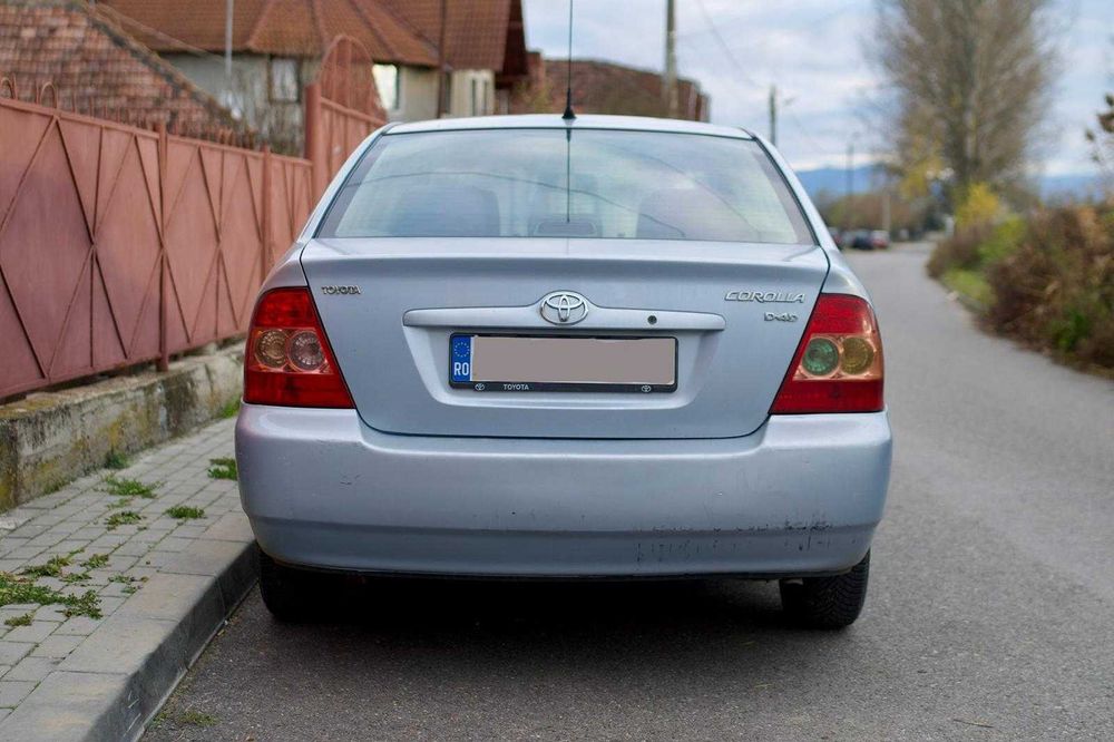 Vând  toyota corolla 1.4 diesel