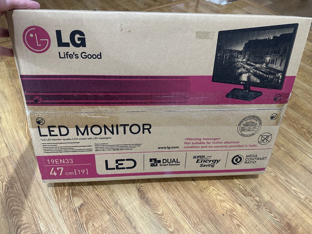 LG. 19EN33. Led monitor настольные компьютер