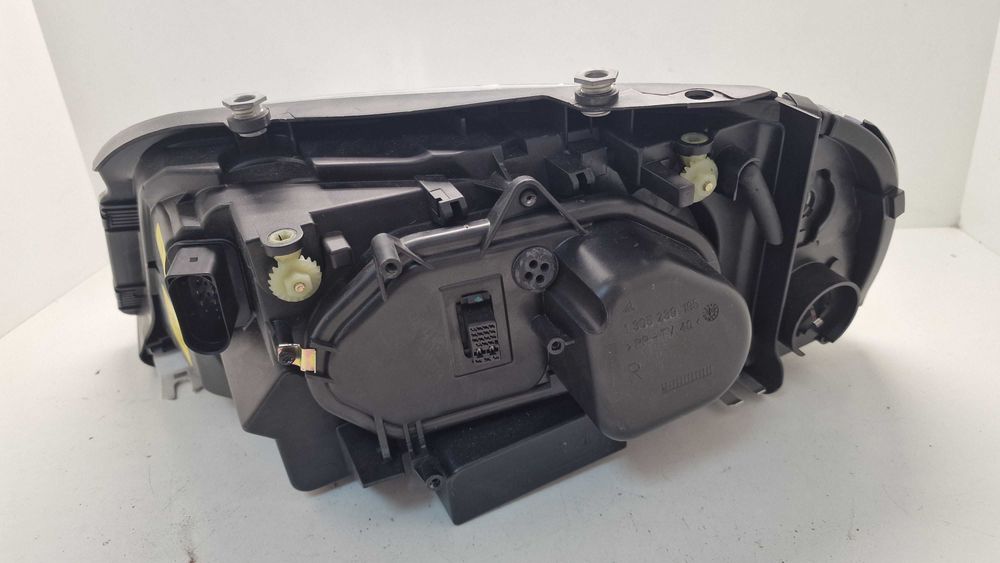 НОВ ФВ Шаран десен ксенон фар Seat Alhambra VW Sharan desen xenon far