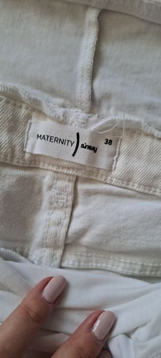 Blugi de dama pentru mamici