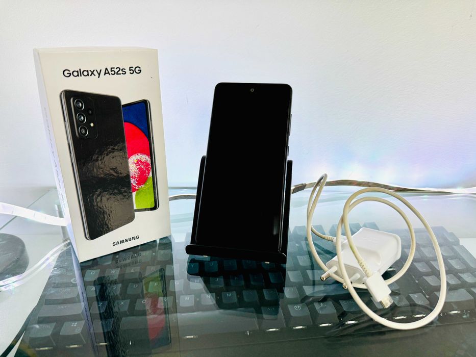 Samsung A52s 5G, 128GB, black, dual sim – ca nou, cutie + încărcător