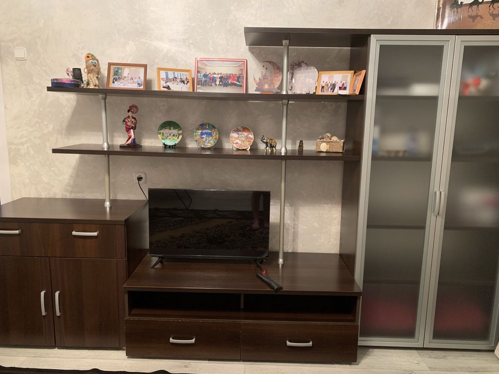 Продам мебель для гостиной, б/у, в хорошем состоянии, в длину 3 метра