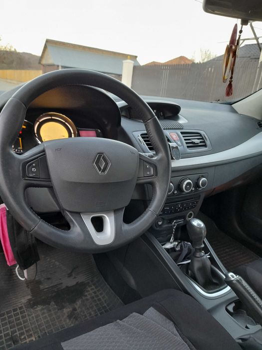 RENAULT MEGANE 3 hatchback 3490 euro neg