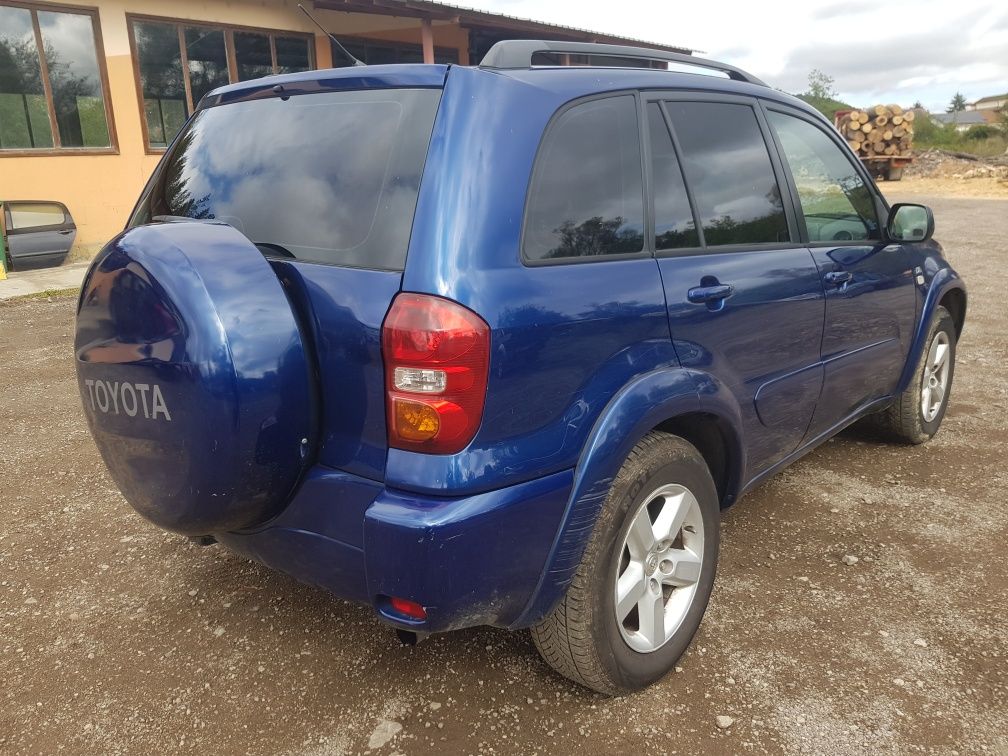 На части!! Toyota Rav 4 2.0 D-4d 116hp Facelift Тойота Рав 4 д-4д