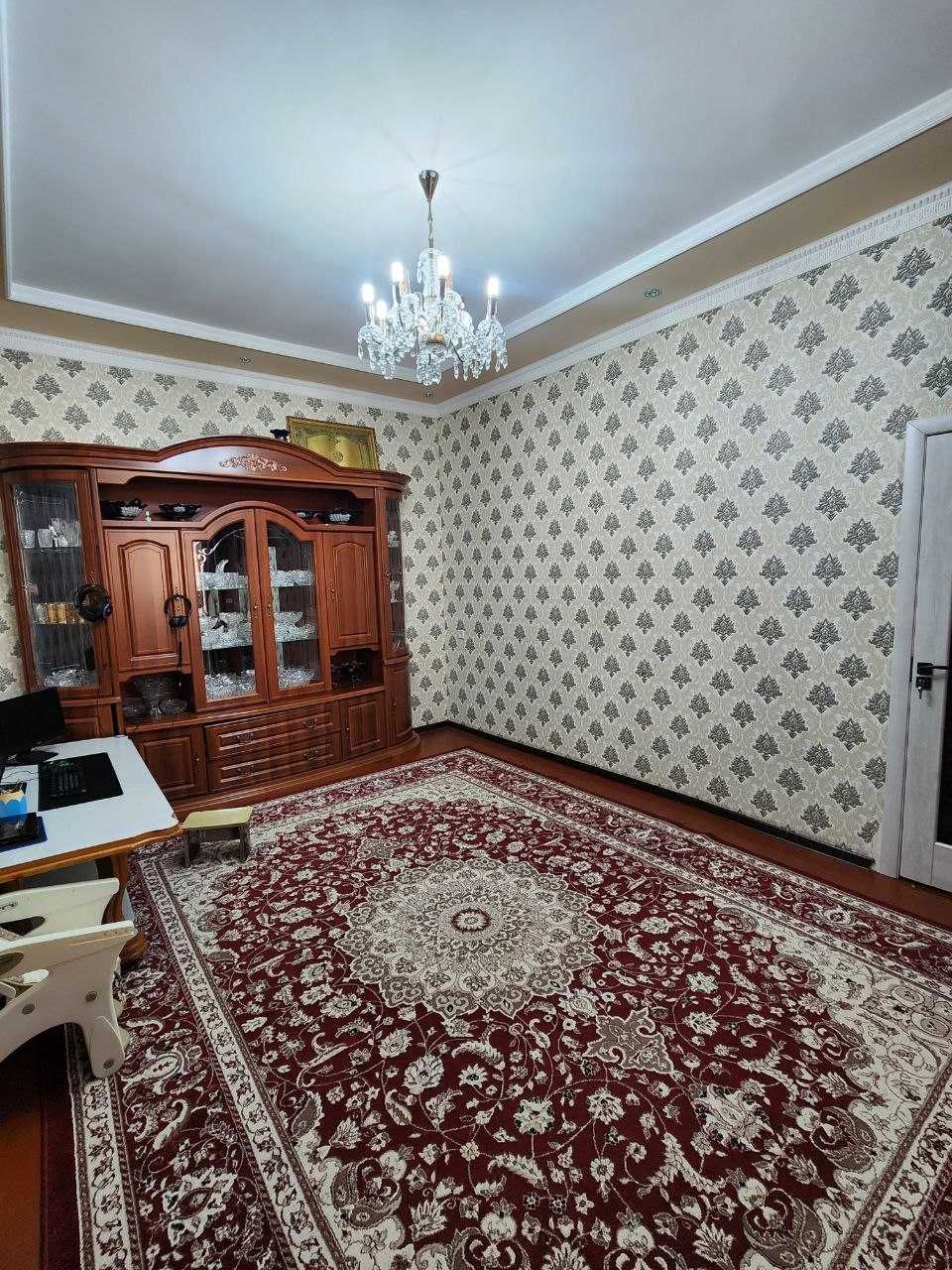 Уй сотилади (Продаётся участок)