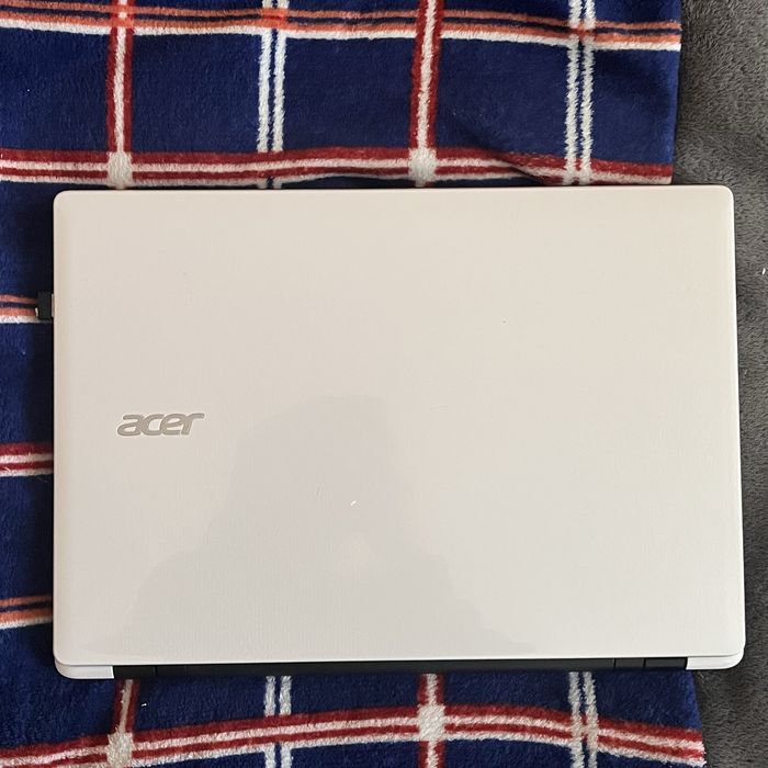 Лаптоп Асеr Aspire E14; 1TB памет