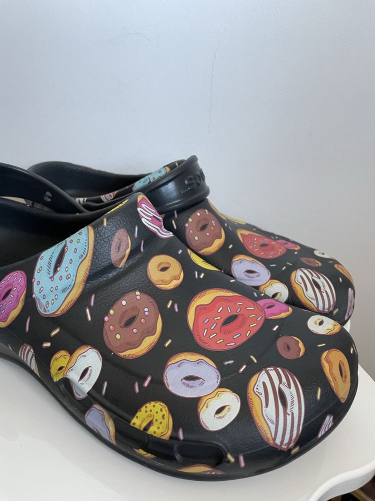 Crocs Bistro donuts negru M9 W11