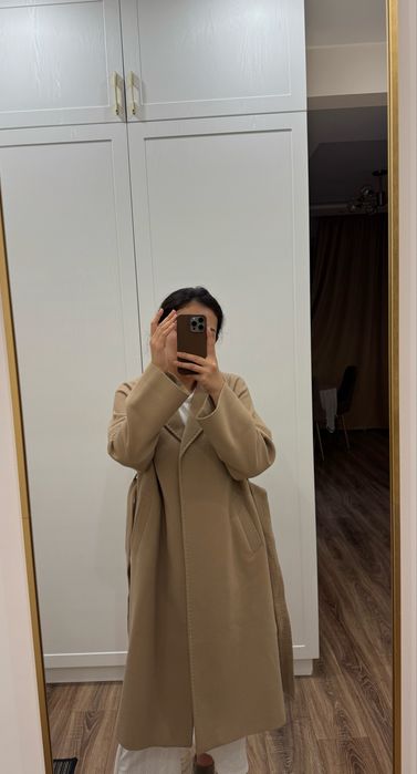 Пальто осеннее.