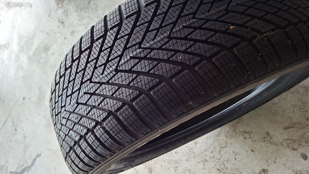 1buc NOU 2024 235 55 R19 Pirelli iarna M+S cauciuc anvelopa ms 19