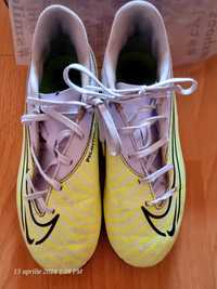 Ghete fotbal Nike