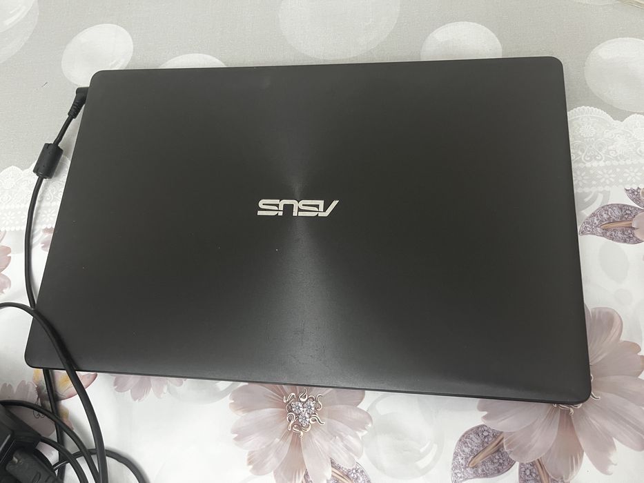 Продам Ноутбук ASUS