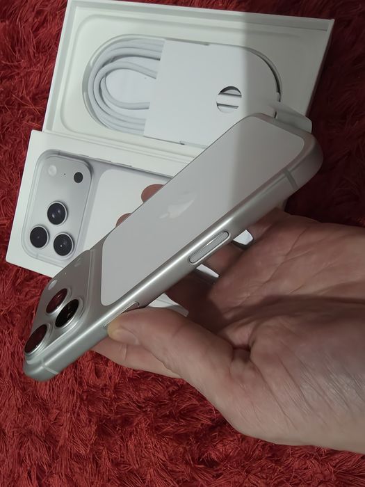 -Iphone 17Pro, Nou, 256Gb, 8Ram, 0 cicluri incarcare, neactivat, nefol