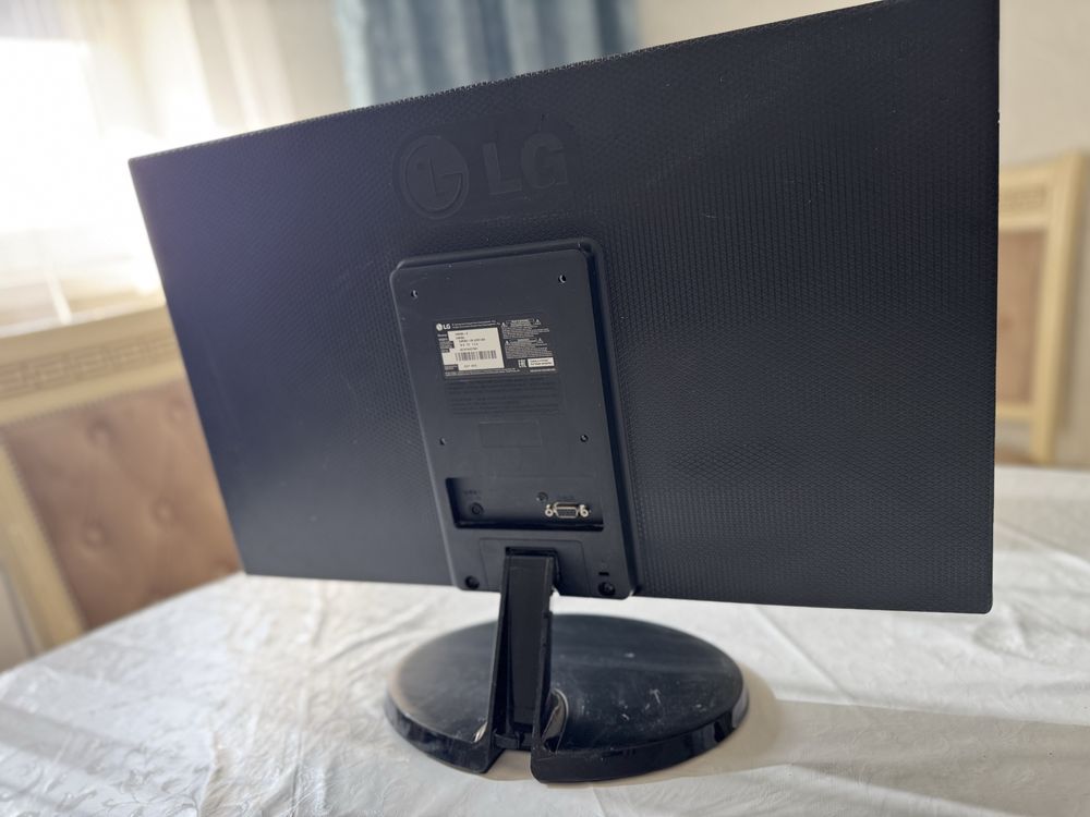 Монитор. 60грц 24/