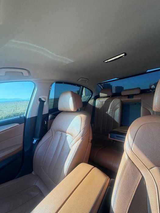 BMW 520d G30 2017 Full Option