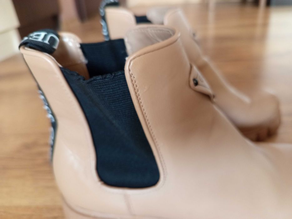 Дамски оригинални боти