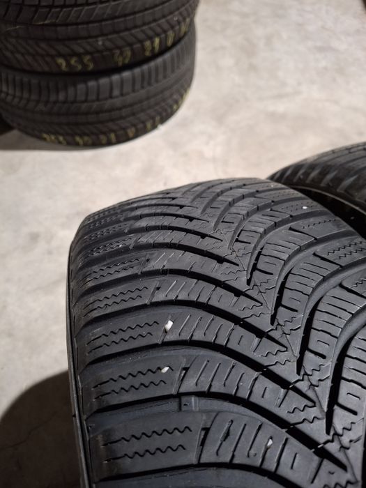 2 Anvelopele de iarnă 185 60 r15 Hankook