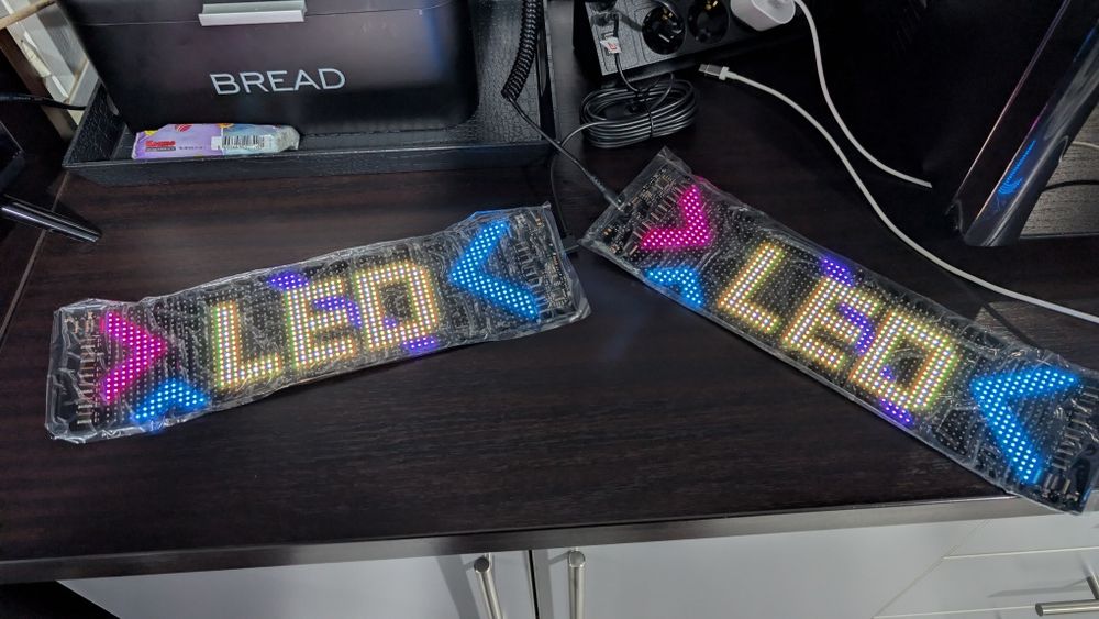 Set 2 bucăți bandă Led 12x60cm _10x35 cm