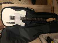 Chitara electrica Telecaster cu doze Fender Standard 2000