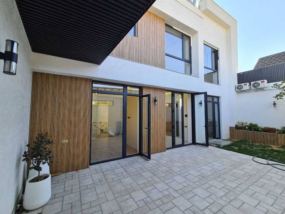 Евро дом Циалковский 2 сотки 4 уровня ,