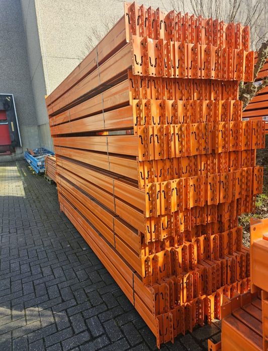 Rafturi metalice profesionale 837×467