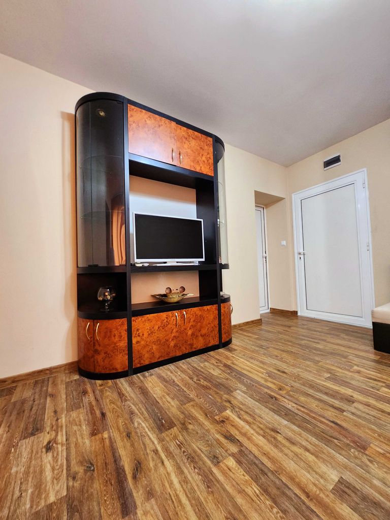 Дава се под наем Етаж от къща в Стара Загора, Самара 1 - 65 кв.м за 369.75 € - Снимка #2