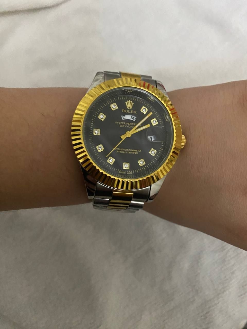 Soat Rolex yangi