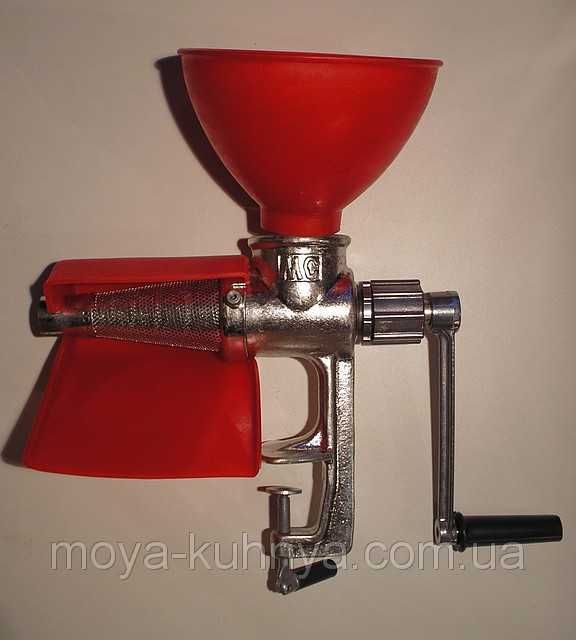 Ручная чугунная соковыжималка  "Струмок"  (СССР)