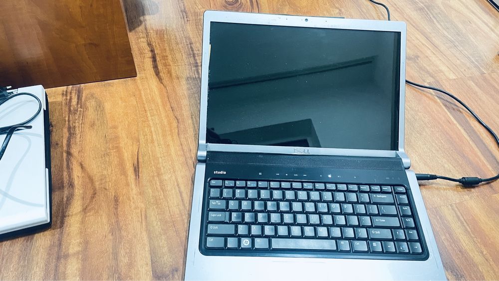 Dell laptop pentru piese