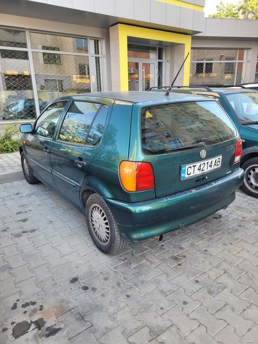 Автомобил фолксваген поло